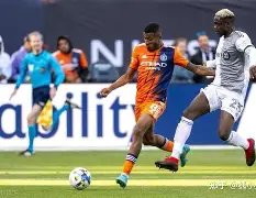 太阳报曝伊,托尼夜店豪,庆生,皇冠体育app下载,皇冠体育官网,澳门皇冠体育,bet皇冠体育在线